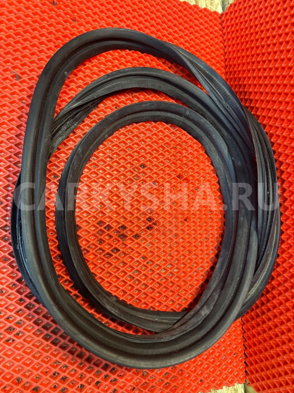 Уплотнитель крышки багажника Mazda 3 BL хэтчбек Mazda 2 оригинальный номер BBN9-62-761A
