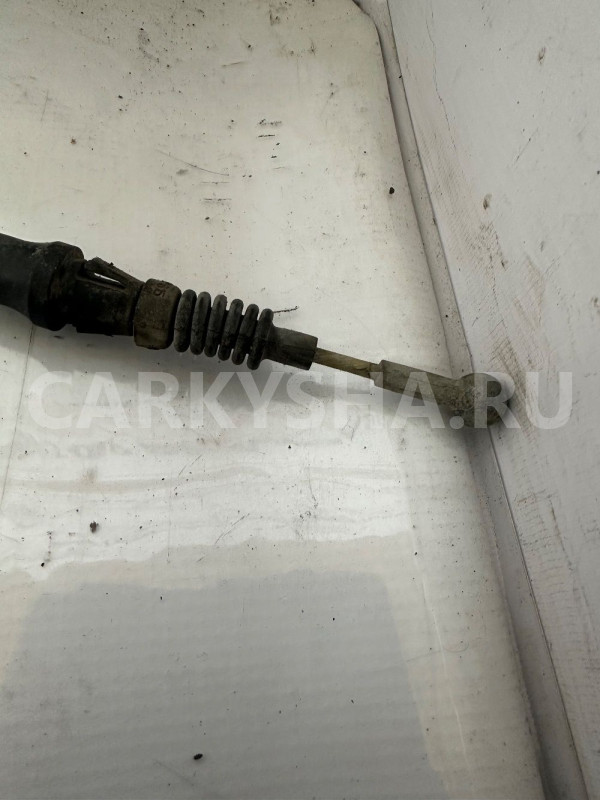 Трос ручника правый Volkswagen Golf Plus Volkswagen Golf Plus оригинальный номер 1k0711952