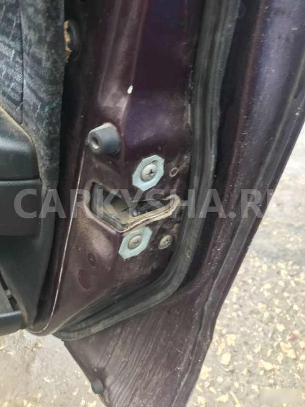 Замок двери Toyota Caldina 1993 Toyota Caldina 
