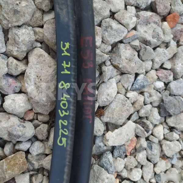 Уплотнитель капота BMW X5 E53 BMW X5 