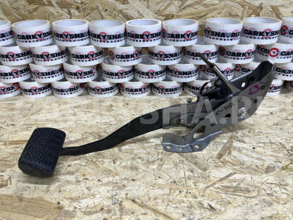 Педаль тормоза Toyota C-HR I  оригинальный номер 47110-F4010
