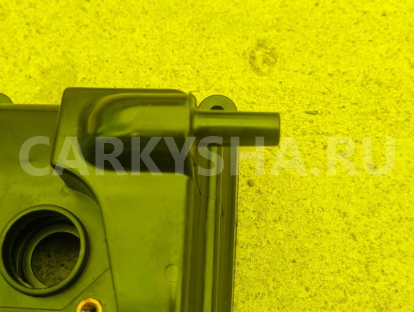 Клапанная крышка Nissan Wingroad оригинальный номер 13264-4M702