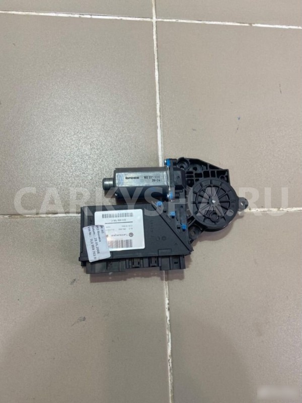 Cтеклоподъемник задний левый Porsche Cayenne Porsche Cayenne оригинальный номер 7L0959703D