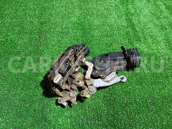 Замок двери передней левой Toyota Windom 