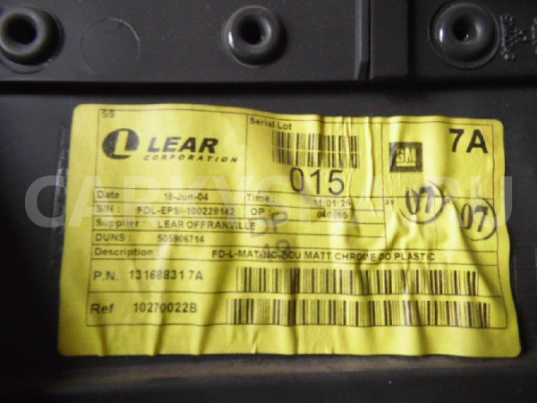 Обшивка двери Opel Vectra C (2002—2005) Opel Vectra оригинальный номер 131688317A