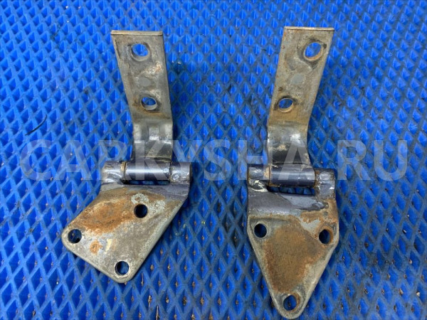 Петли двери багажника левые пара  Land Cruiser 80 Toyota Land Cruiser оригинальный номер 6880260020