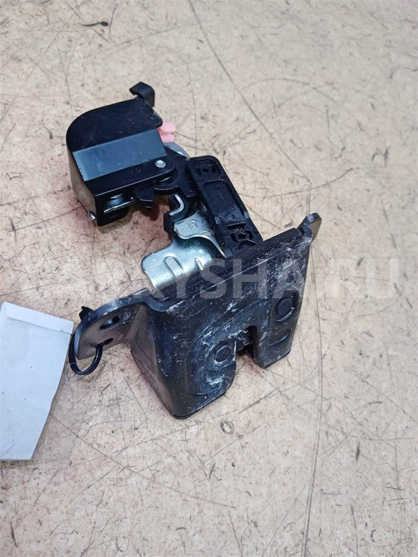 Название детали Замок багажника Модель Hyundai Santa Fe CM Hyundai Santa Fe оригинальный номер 81230-2B000