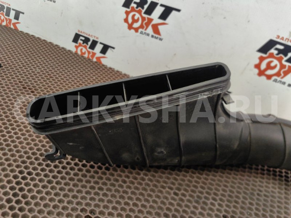 Воздуховод BMW X5 оригинальный номер 13 71 7 812 059, 13 71 7 812 059, 13717812059, 7812059