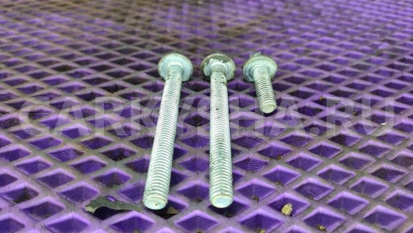 Болты натяжителя ремня Mercedes-Benz W210 M111 Mercedes-Benz E-klasse 