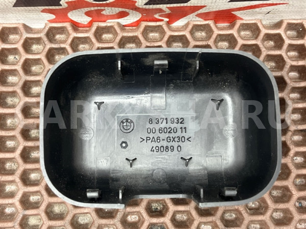 Крышка датчика дождя BMW 5er оригинальный номер 61 35 8 371 932, 61 35 8 371 932, 61358371932, 8371932