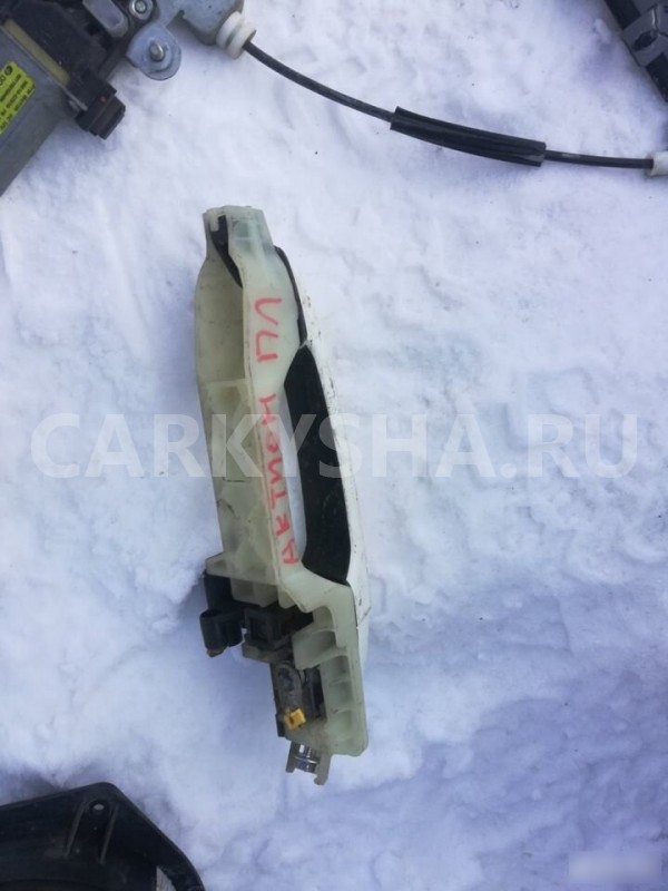 Ручка двери передней наружная левая SsangYong Actyon II (2010—2013) Ssang Yong Actyon 