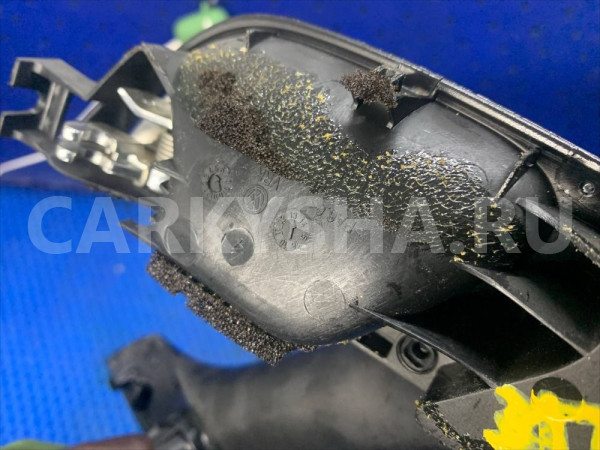 Ручка двери внутренняя правая  Volkswagen Polo 5 Volkswagen Polo оригинальный номер 6RU 867 180 BTLL