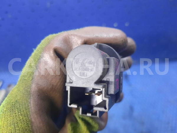 Выключатель концевой Ford Focus 2 Ford Focus оригинальный номер 3m5T-13480-ab