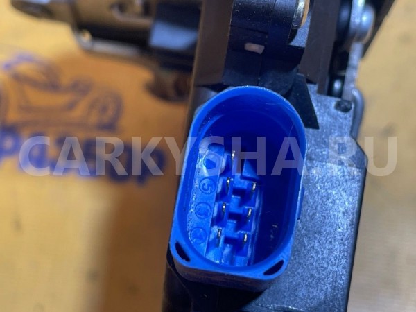 Замок двери задней левой Skoda Octavia II (2004—2009) Skoda Octavia оригинальный номер 7L0839015D