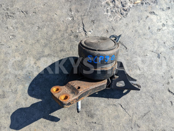 Подушка двигателя Toyota Vitz оригинальный номер 1230523060