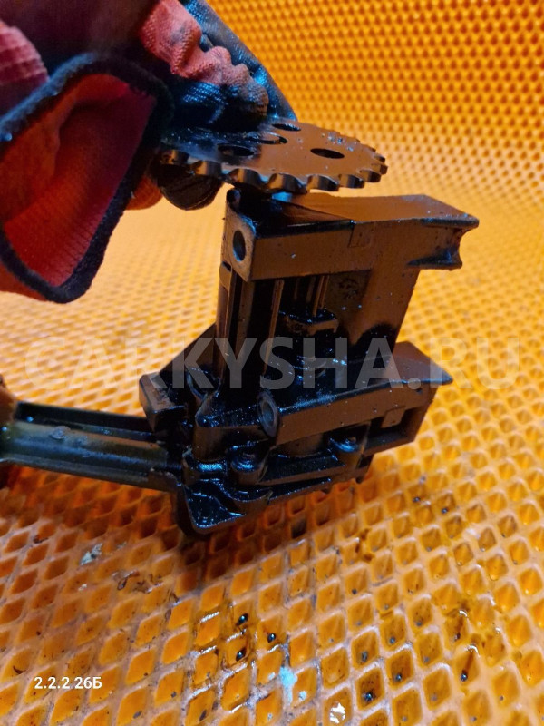 Масляный насос Renault nissan lada k4m Renault 20 