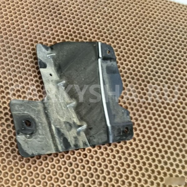 Защитный кожух топливных трубок BMW X3 