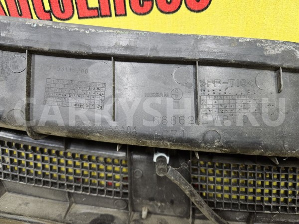 Рамка лобового стекла Nissan Almera 