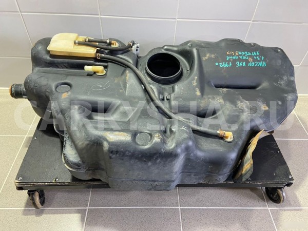 Бензобак Nissan Cube 1999 г Nissan Cube оригинальный номер 1720541B00