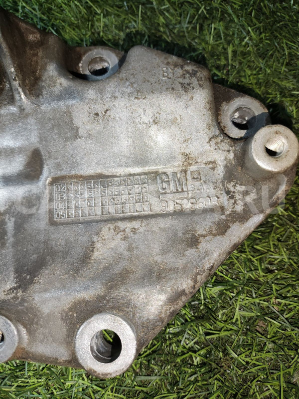 Кронштейн кондиционера Opel Astra G Opel Astra оригинальный номер 90529603