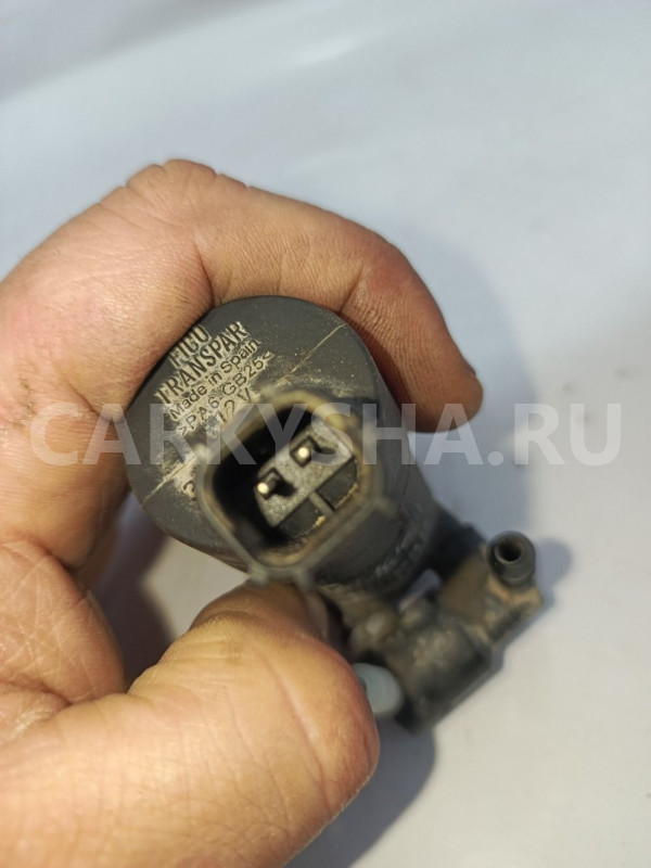 Моторчик омывателя ford focus Ford Focus оригинальный номер 1S7117K624FE