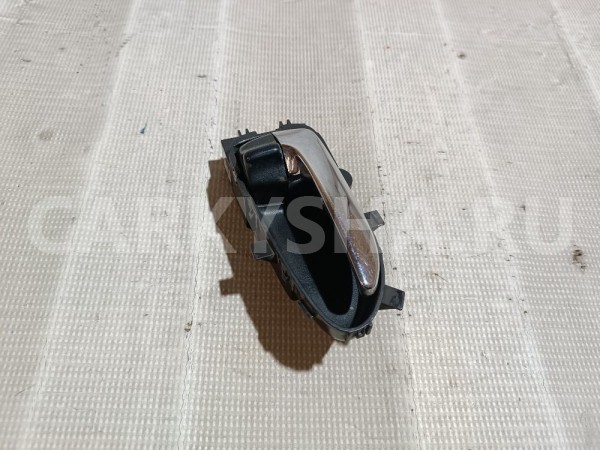 Ручка двери внутренняя правая Nissan Almera оригинальный номер 80670EX70A