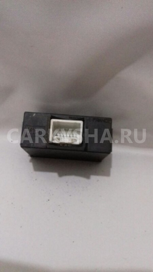 Блок иммобилайзера Toyota Avensis 