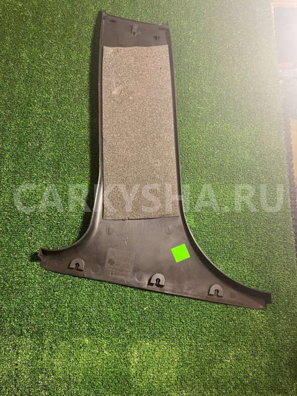 Обшивка стойки центральной правая стор BMW 5 e39 BMW 5er оригинальный номер 8172422