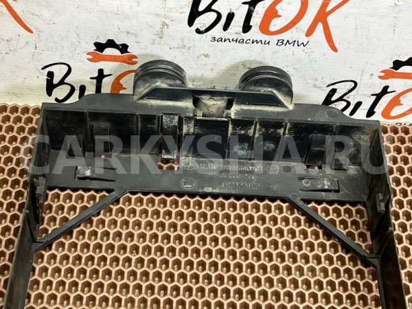 Кожух радиатора BMW 7er 