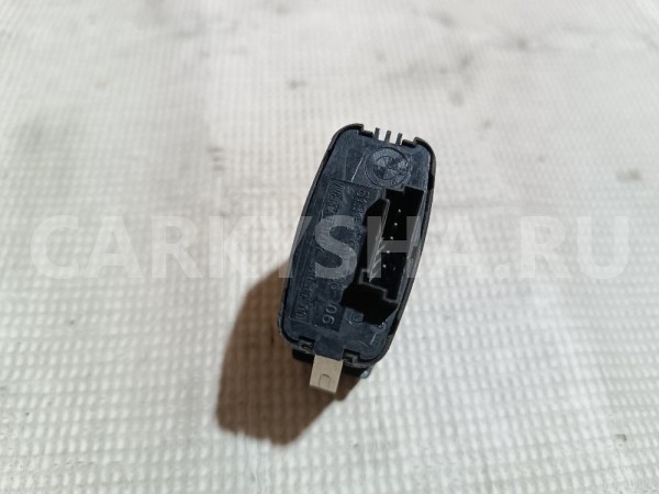 Кнопка аварийной сигнализации BMW X1 