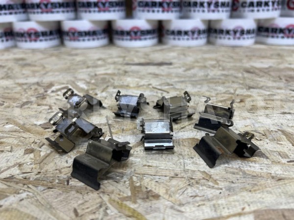 Зажимы тормозных колодок Toyota C-HR I Рестайлинг  оригинальный номер 04948-F4010