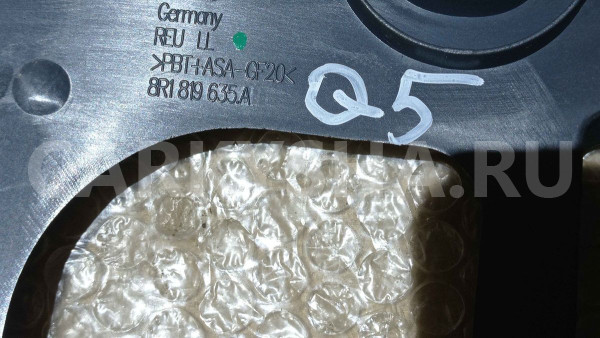 Решетка динамика Audi Q5 I (2008—2012) Audi 200 оригинальный номер 8r1819635a