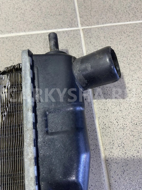 Радиатор основной Daewoo Espero C20LE 2.0 л Daewoo Espero оригинальный номер DWES94147