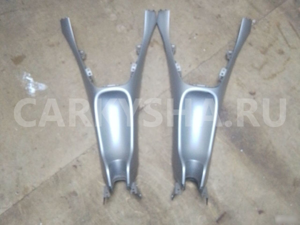 Накладка центральной консоли Toyota Auris Toyota Auris оригинальный номер 55434-02080