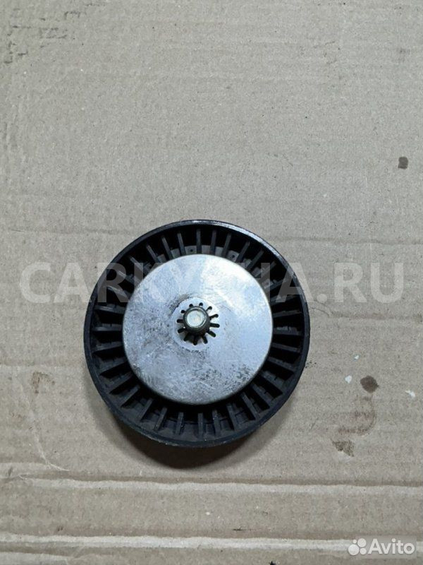 Ролик обводной BMW 3 E92 N54B30 2010 BMW 3er оригинальный номер 11 28 7 557 851