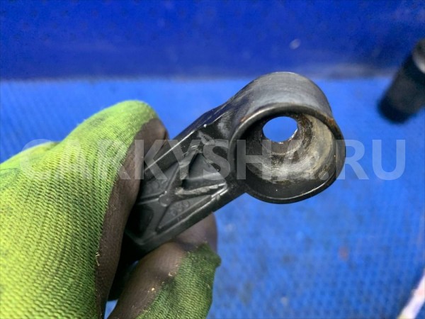 Поводок стеклоочистителя Toyota Hilux 4Runner 130 Toyota 4runner оригинальный номер 85211-35030