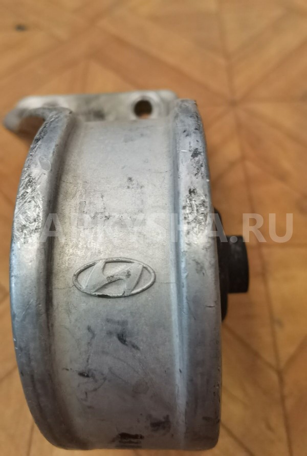 Опора двигателя задняя Hyundai Santa Fe 