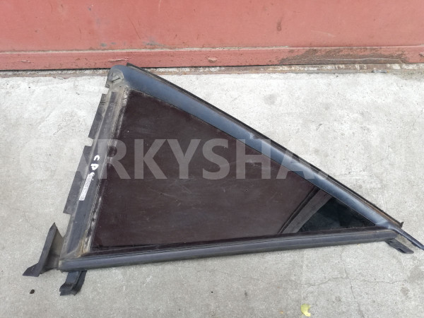 Форточка двери справа сзади A1647302655 Mercedes-Benz ML-Cl Mercedes-Benz M-klasse оригинальный номер A1647302655