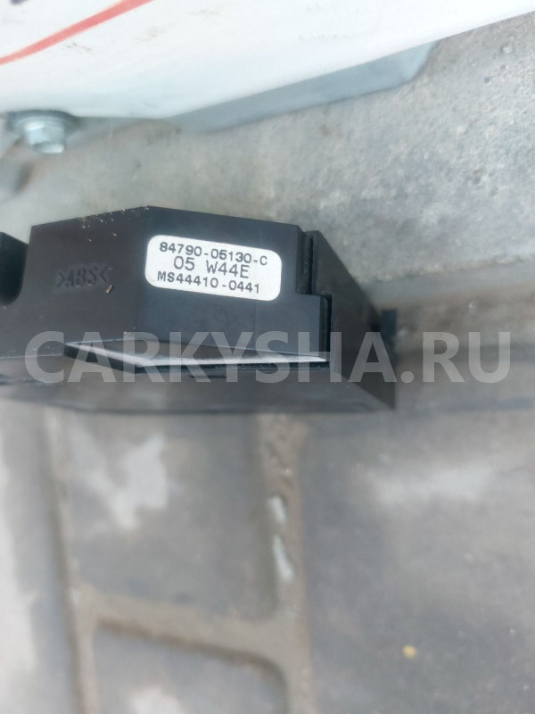Кнопка обогрева заднего стекла Toyota AvensisT250 Toyota Avensis оригинальный номер 8479005110