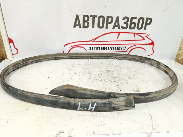 Уплотнитель двери левый Opel Astra J 2009-2018 Opel Astra оригинальный номер 13347304