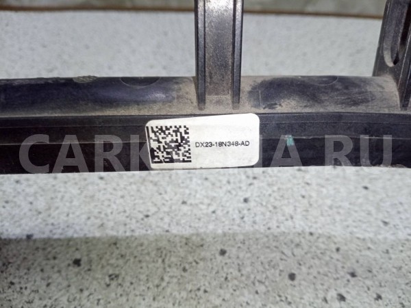 Трубка отопителя Range Rover Sport 2 2018 Land Rover Range Rover оригинальный номер LR122710