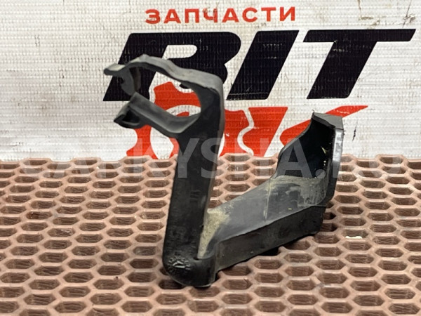 Кронштейн трубки кондиционера Mini Clubman оригинальный номер 64 50 2 752 623, 64 50 2 752 623, 64502752623, 2752623