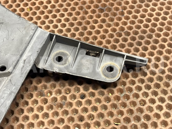 Защита топливного бака BMW 5er оригинальный номер 51 75 7 186 722, 51 75 7 186 722, 51757186722, 7186722