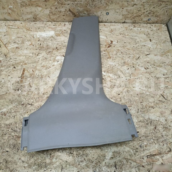 Облицовка средней стойки правая honda civic 9 FB Honda Civic оригинальный номер 84121-TR0-G010-M1