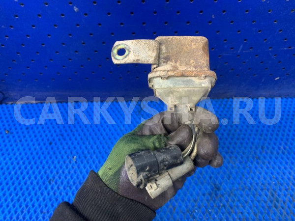 Реле стартера  Toyota Land Cruiser 80 Toyota Land Cruiser оригинальный номер 28300-17020