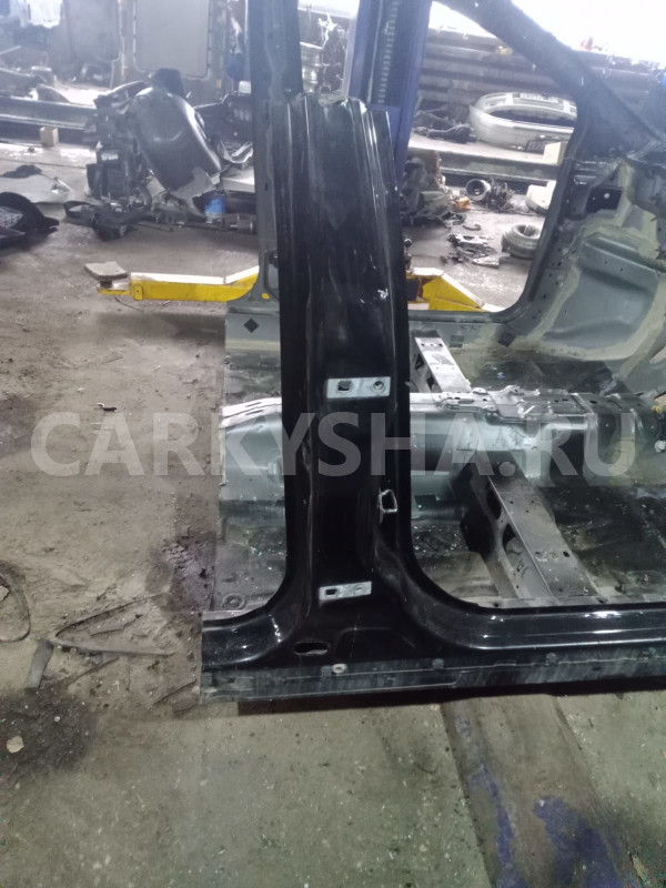 Средняя стойка кузова правая Ford Focus 3 Ford Focus 