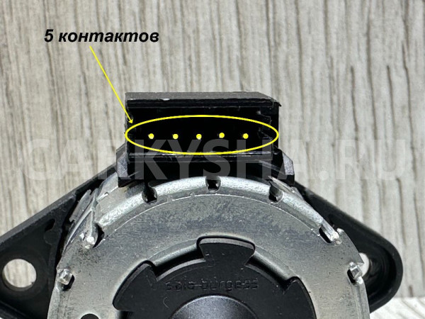 Моторчик корректора фары BMW X3 F25 BMW X3 оригинальный номер 1307 220 060 00