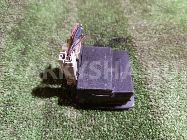 Переключатель регулировки зеркала Honda Stepwgn оригинальный номер 35750S47901ZA