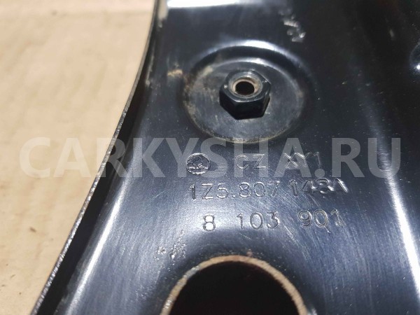 Крепеж бампера Skoda Octavia II рестайлинг (2008—2013) Skoda Octavia оригинальный номер 1z5807148a