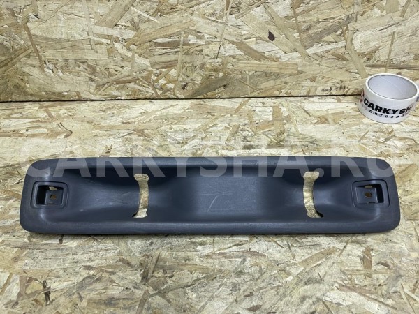 Кронштейн направляющий Toyota Land Cruiser Prado 120 Series Внедорожник 5 дв. оригинальный номер 61514-60030